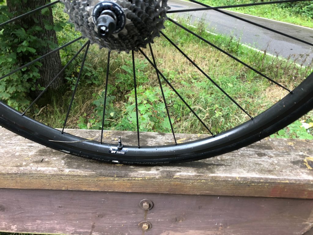 Experiences with tubeless - breakdown in the rain - iamcycling.de
