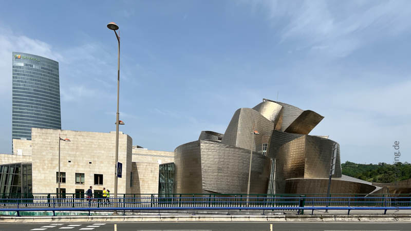 iamcycling.de-Baskenland-Das Museum Guggenheim in Bilbao